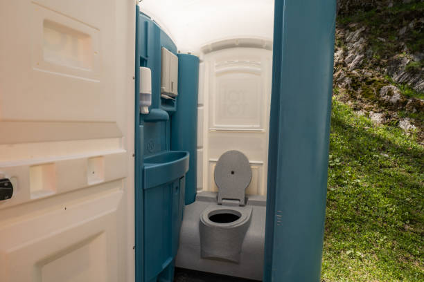 Best Restroom trailer rental cost  in South Hooksett, NH